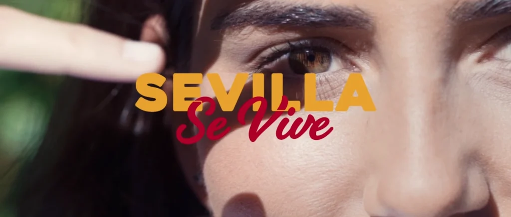 Primer plano rostro Sevilla Se Vive, campaña cultural Ayuntamiento