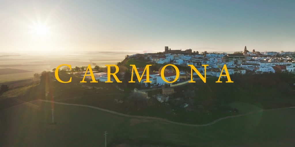 Vista aérea de Carmona al amanecer - LEMON AUDIOVISUAL